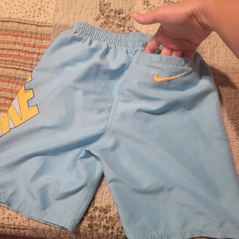 Bundle 2 Nike Swim shorts & 1 Nautica size L - Picture 6 of 16
